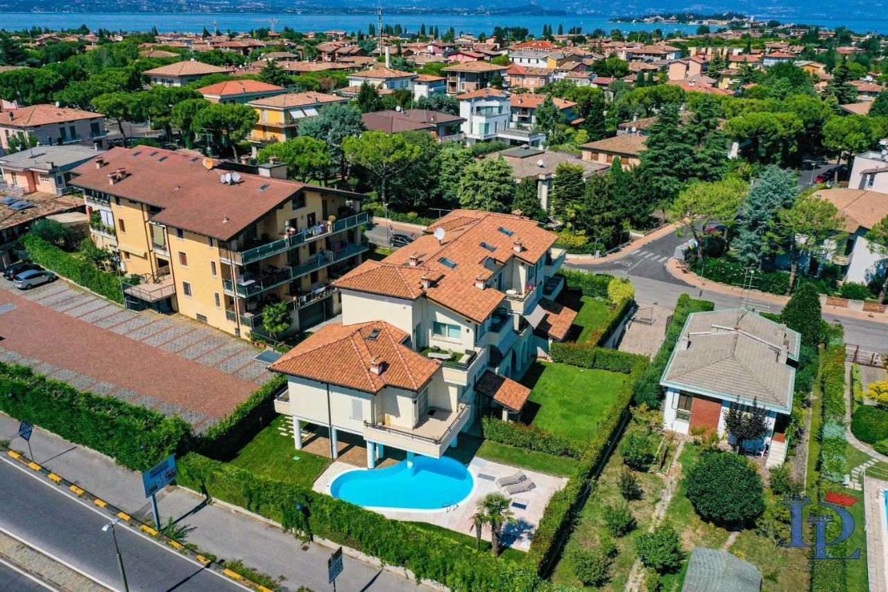 Desenzanoloft Official Partner Marriott Homes & Villas - Bea House, Sirmione With Private Garden And Share Pool מראה חיצוני תמונה
