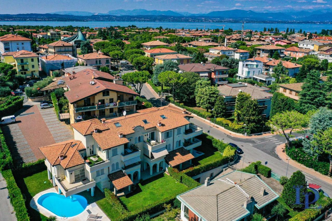Desenzanoloft Official Partner Marriott Homes & Villas - Bea House, Sirmione With Private Garden And Share Pool מראה חיצוני תמונה